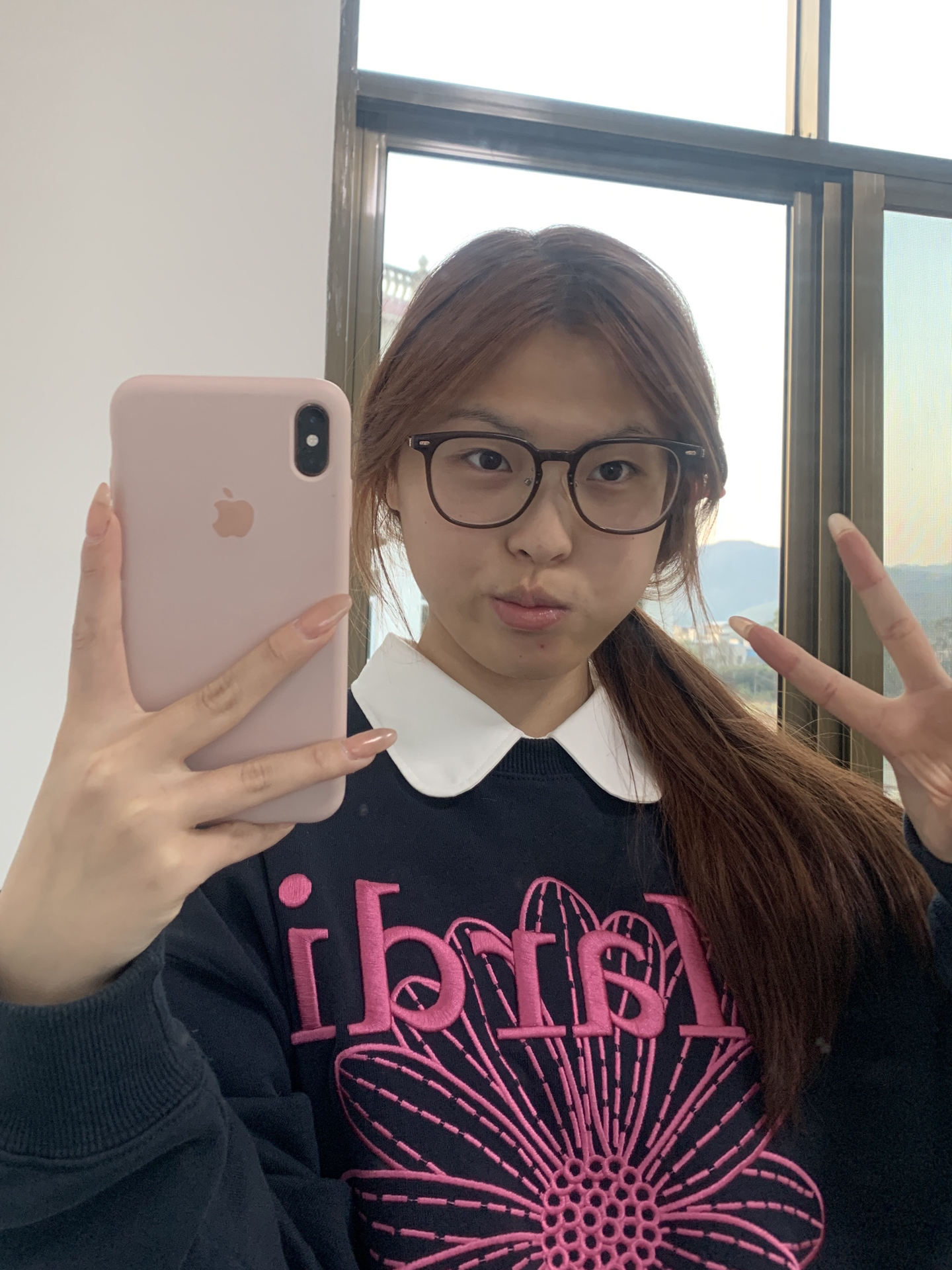 素颜自拍安卓版苹果版(素颜美颜相机app最新版下载)-第3张图片-有道翻译官网